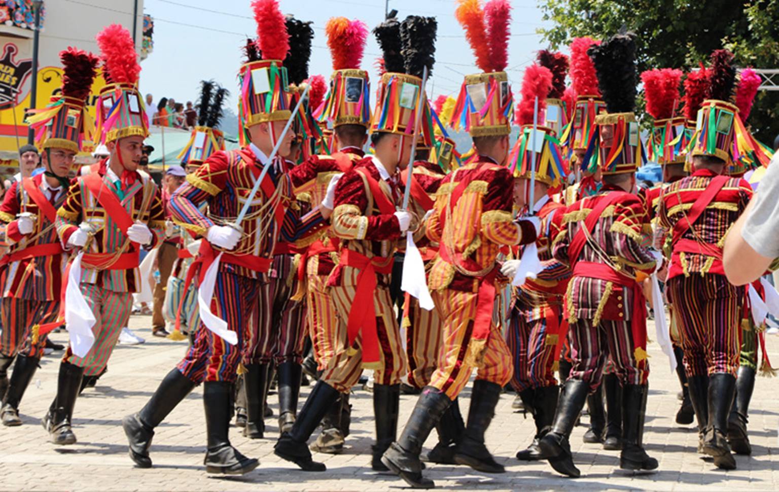 Mourisqueiros em formação durante a dança