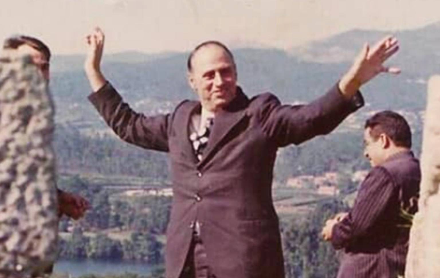 O Narrador durante a representação do conflito